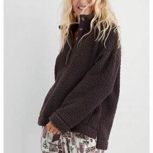 Aerie Sherpa Pullover-Chocolate